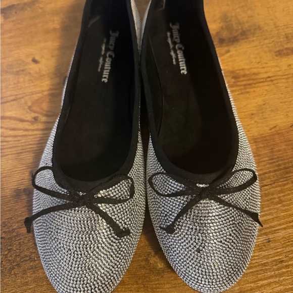 Juicy Couture Shoes - Juicy Couture Silver Women's Farrah Ballet Flats Size 9.5